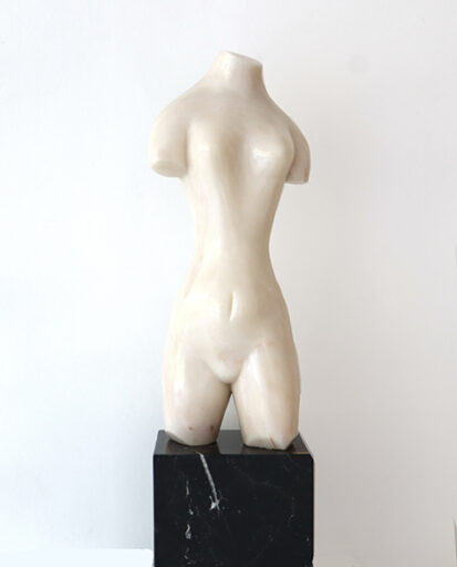 Torso feminino, obra de Bruno Giorgi